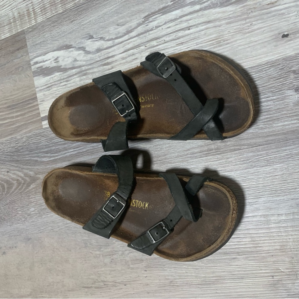 Birkenstocks Womens Sandals Size: 38